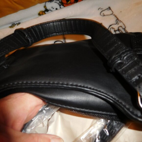 NWT VERA WANG BUENA BLACK SATCHEL CROSSBODY STRAP - Picture 8 of 10